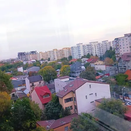 Up In Bükreş