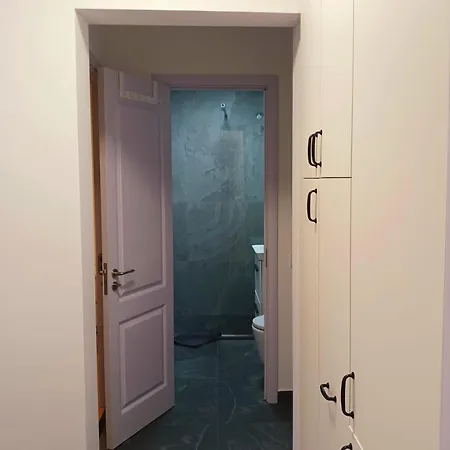 Lägenhet Up In Bukarest