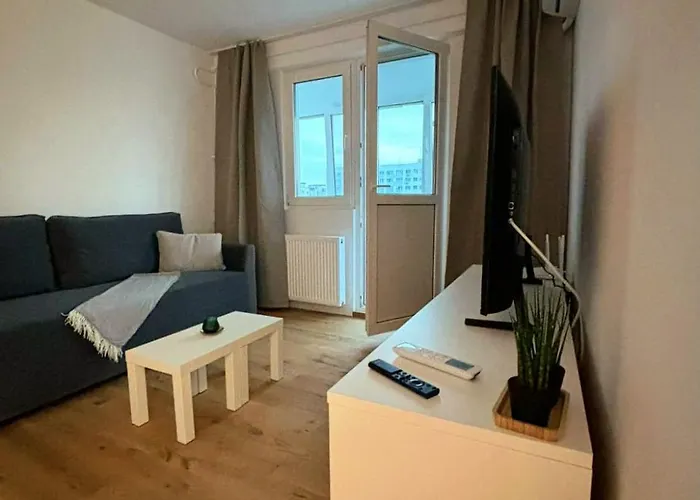 Up In Appartement Boekarest