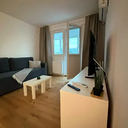 Up In Apartamento Bucarest